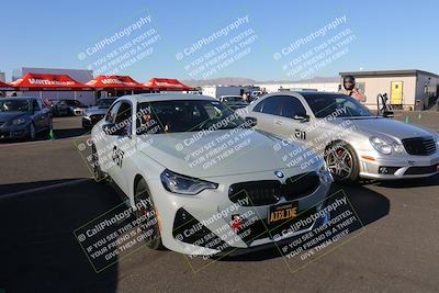 media/Nov-19-2022-Speed Ventures (Sat) [[eb5c8f9508]]/Around the Pits/Pre Grid Purple/